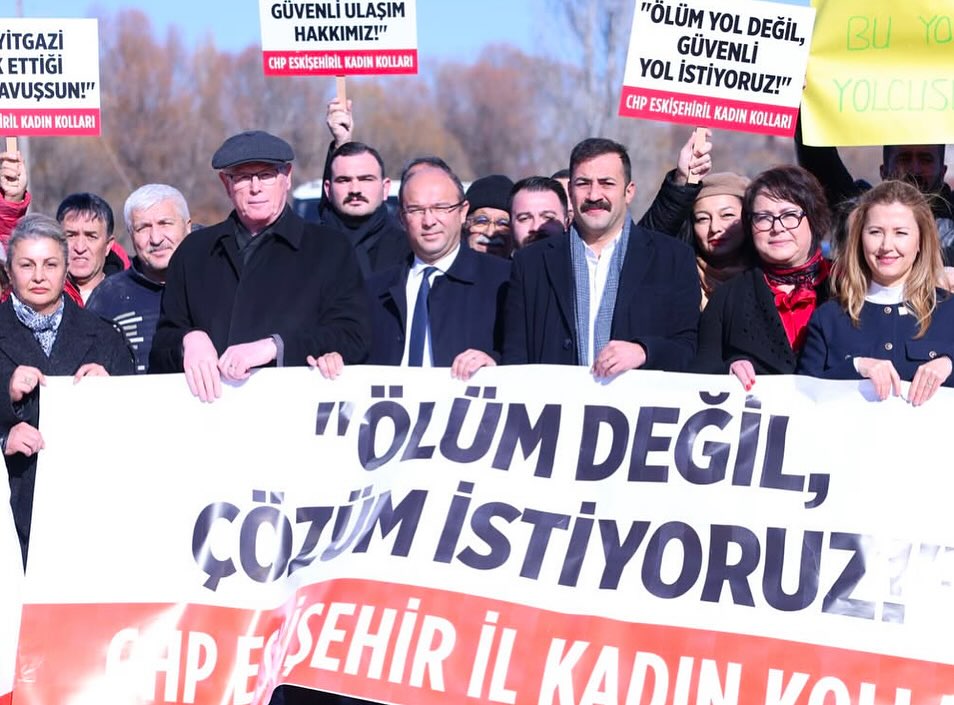 CHP’DEN SEYİTGAZİ-AFYONKARAHİSAR KARAYOLUNDA BASIN AÇIKLAMASI