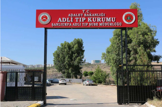 AHIRDA BESİ HAYVANLARIYLA İLGİLENİYORDU: 10 YAŞINDAKİ ÇOCUK YAŞAMINI YİTİRDİ